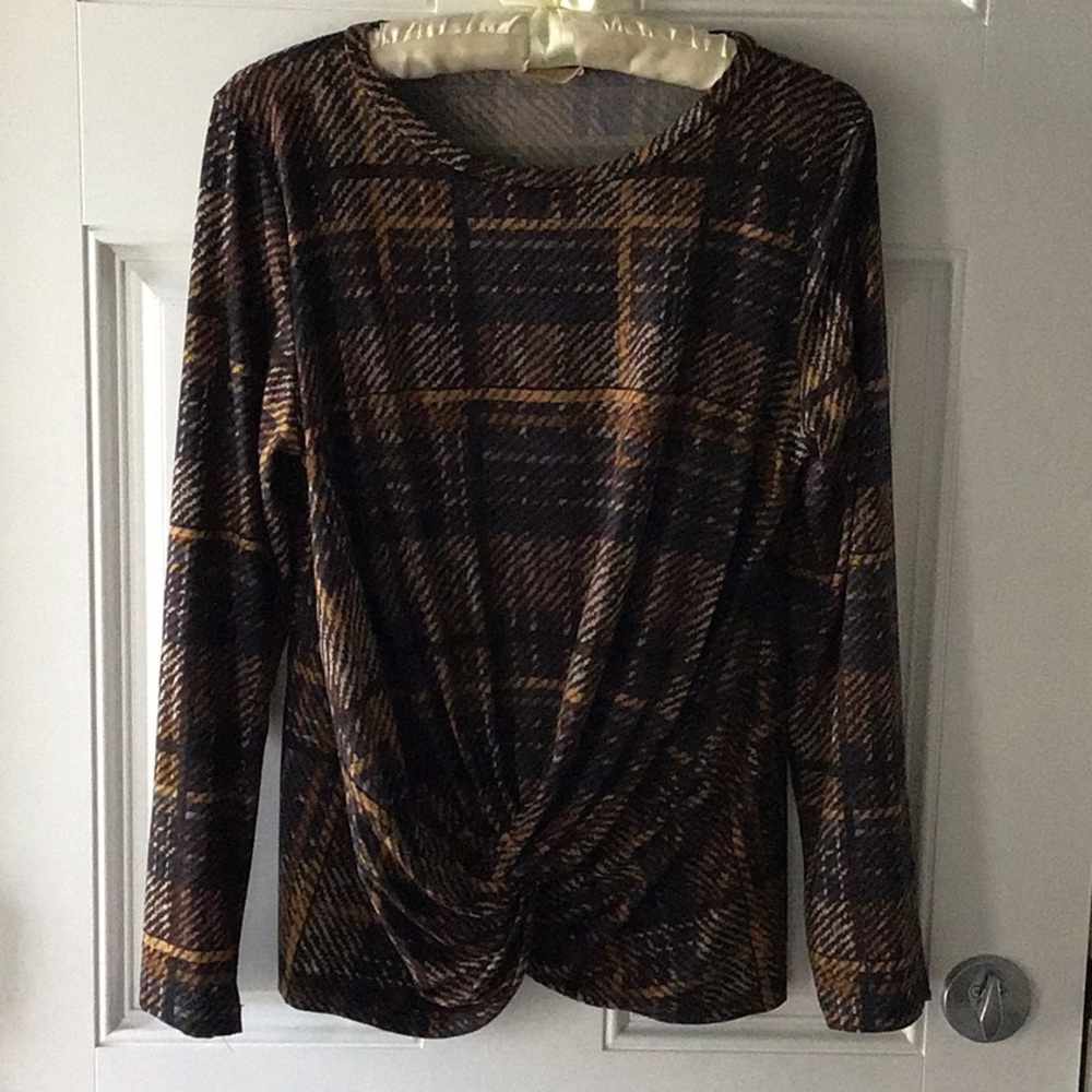NWOT ladies top